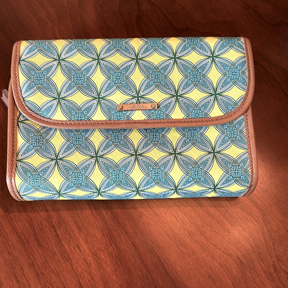 Like new Stella and Dot jewelry or cosmetics hanging bag